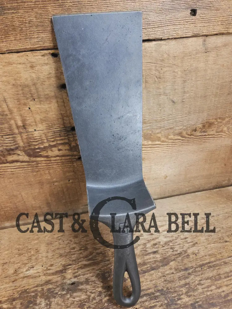 Custom made #8 G Griswold Cast Iron Skillet Spatula. Reclaimed 1940’s Griswold Small Block skillet. Awesome gift for