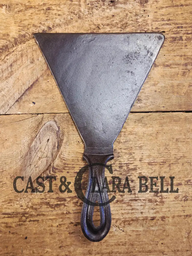 Custom made one of a kind 1800’s #8 Cast Iron Griddle Repurposed into triangular grill spatula. Perfect for the Home