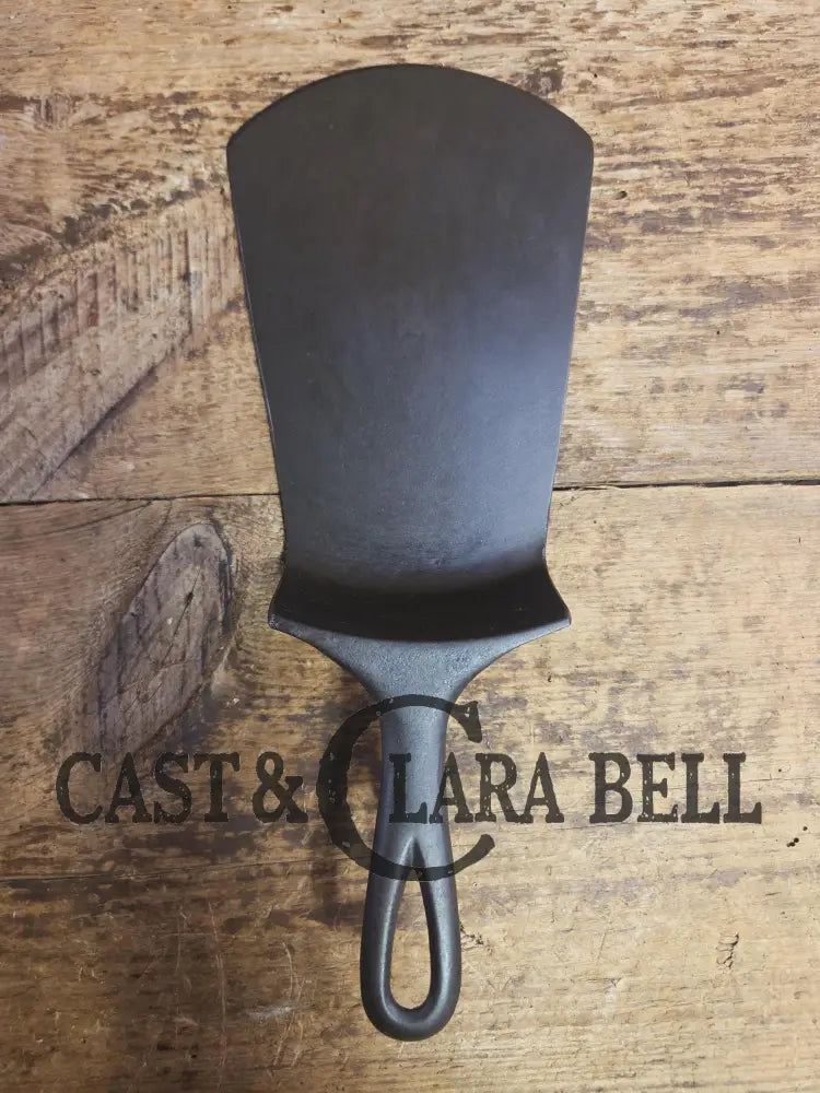 Custom made one of a kind 1920’s #8 Griswold Slant Logo with ERIE pattern. Repurposed Spatula is a perfect gift for the