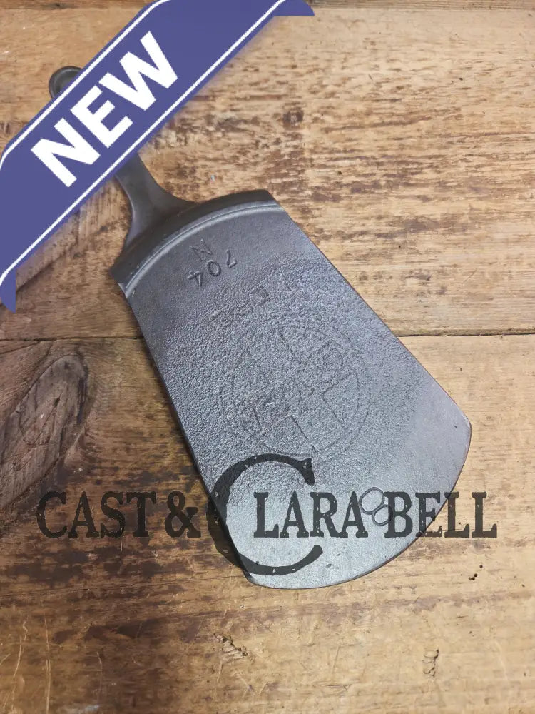 Custom made one of a kind 1920’s #8 Griswold Slant Logo with ERIE pattern. Repurposed Spatula is a perfect gift for the