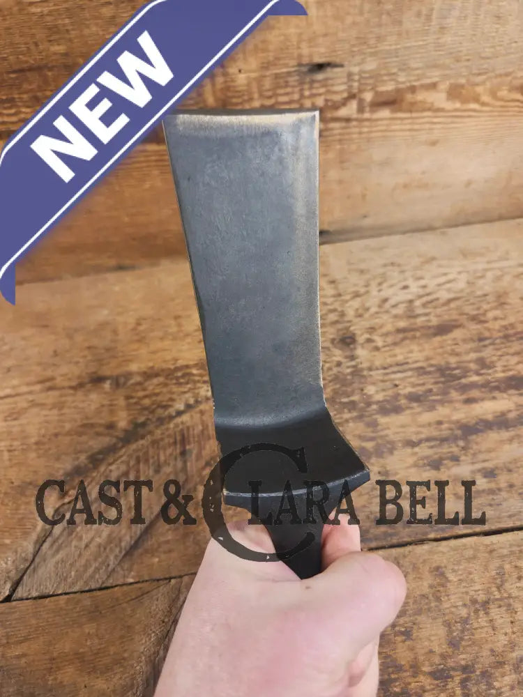 Custom made one of a kind 1940’s Era Lodge repurposed spatula. Turned an ordinary cracked skillet into a grill helper!