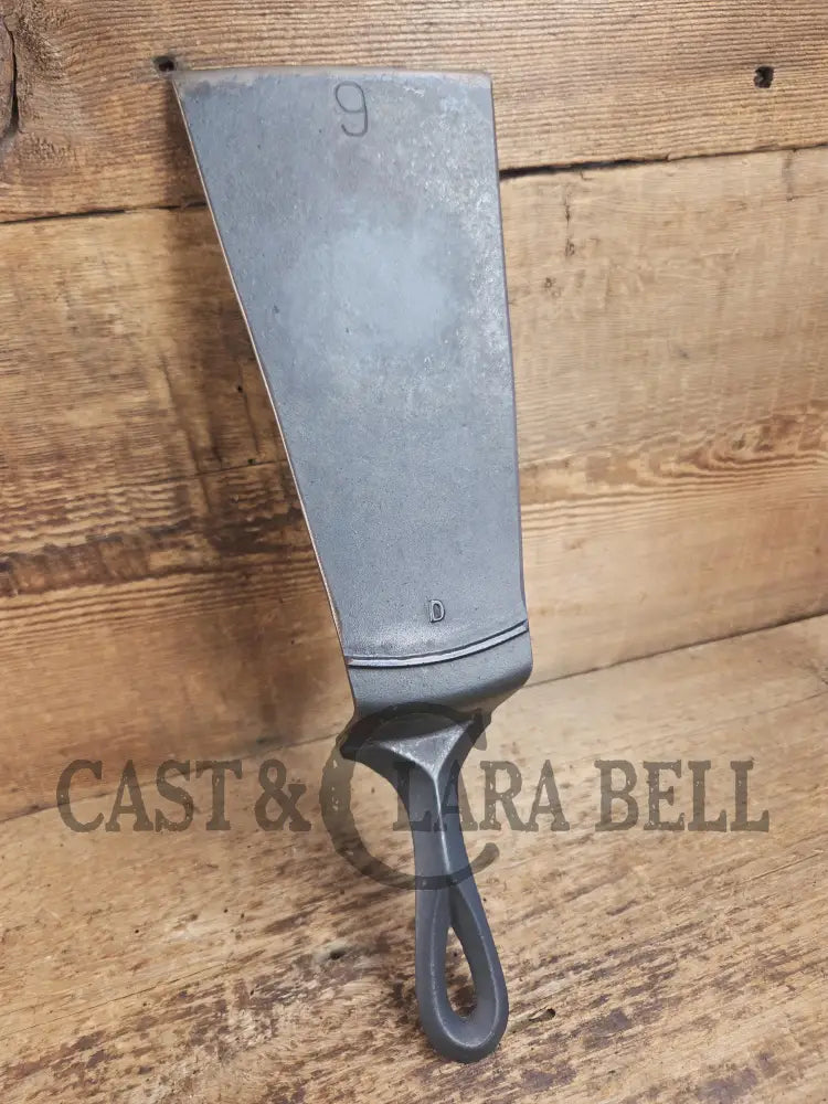 Custom made one of a kind early #9 1900’s Lodge repurposed spatula. Turned an ordinary cracked skillet into a grill