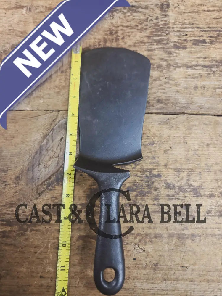 Custom made one of a kind Griswold Good Health #5 repurposed spatula. Turned an ordinary cracked skillet into an