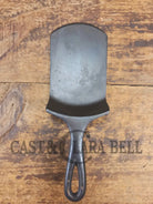Custom made one of a kind vintage Lodge 5SK 1 repurposed spatula. Turned an ordinary cracked skillet into a grill