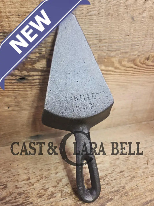 Custom made pie server made from a repurposed skillet that was cracked. Very cool and unique gift! Ready to use! SC24