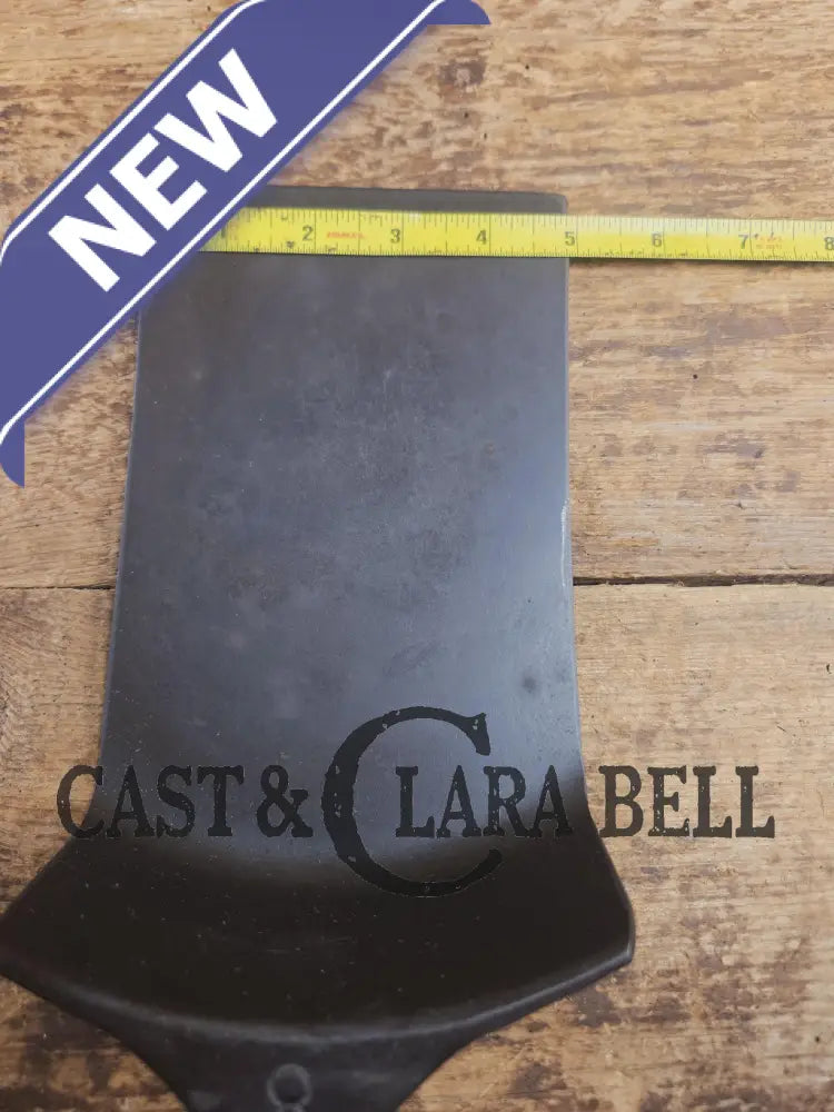 Custom made Wagner Cast Iron Skillet Spatula. Reclaimed 1920’s Era #8 unmarked Wagner cast iron skillet. Great gift!