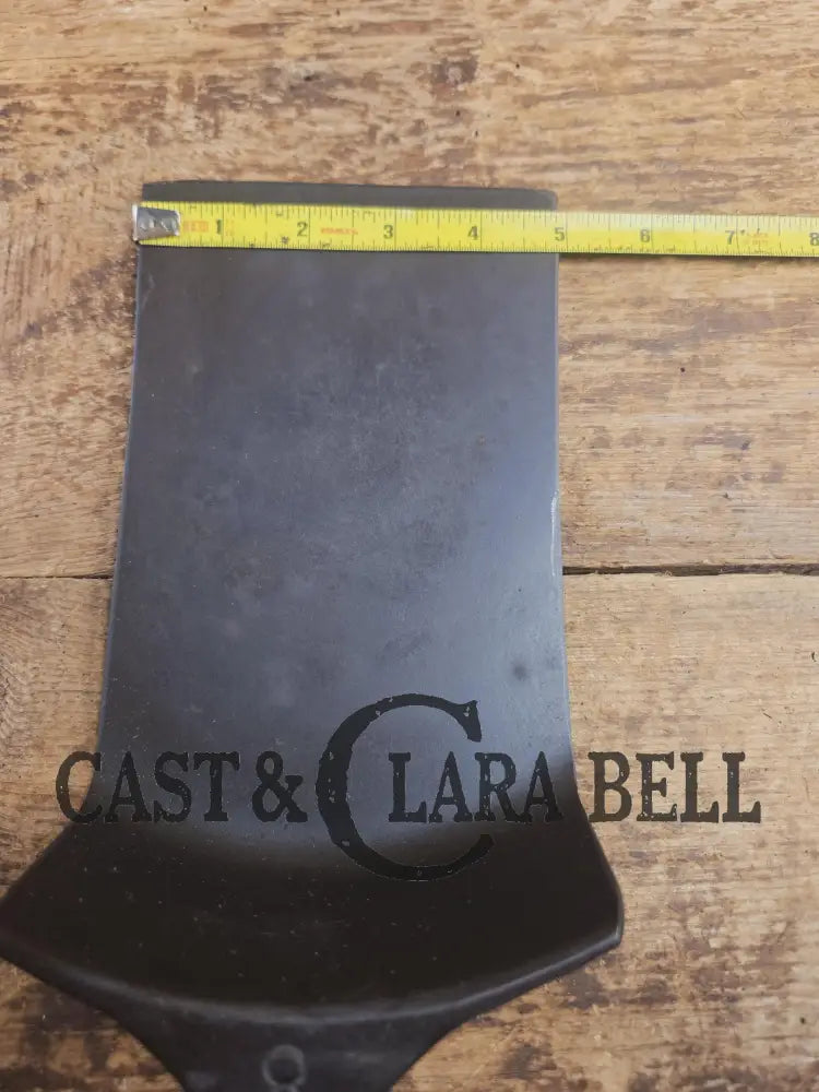 Custom made Wagner Cast Iron Skillet Spatula. Reclaimed 1920’s Era #8 unmarked Wagner cast iron skillet. Great gift!