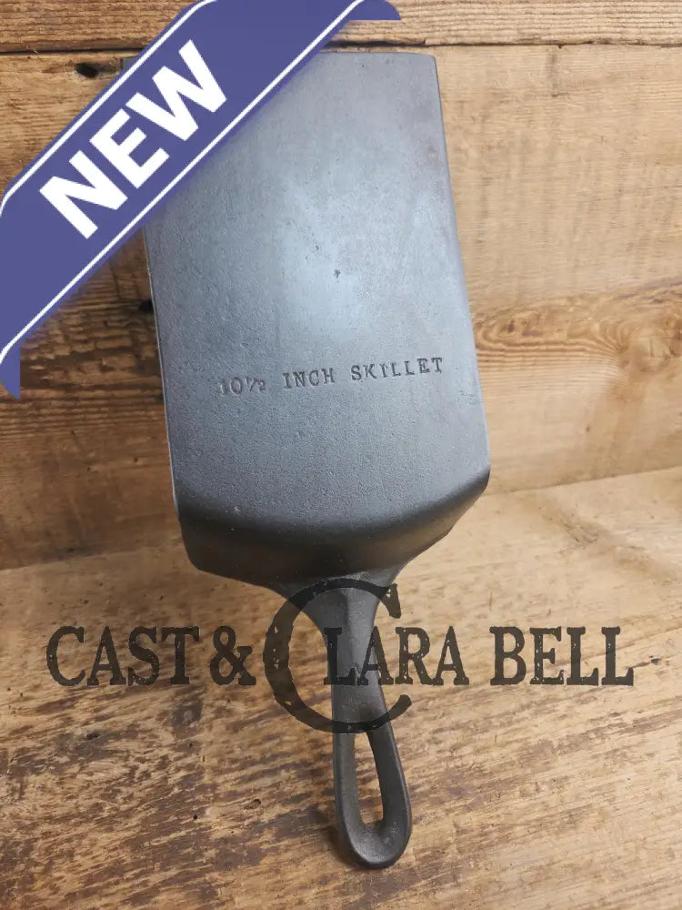 Custom made Wagner Cast Iron Skillet Spatula. Reclaimed 1920’s Era #8 unmarked Wagner cast iron skillet. Great gift!