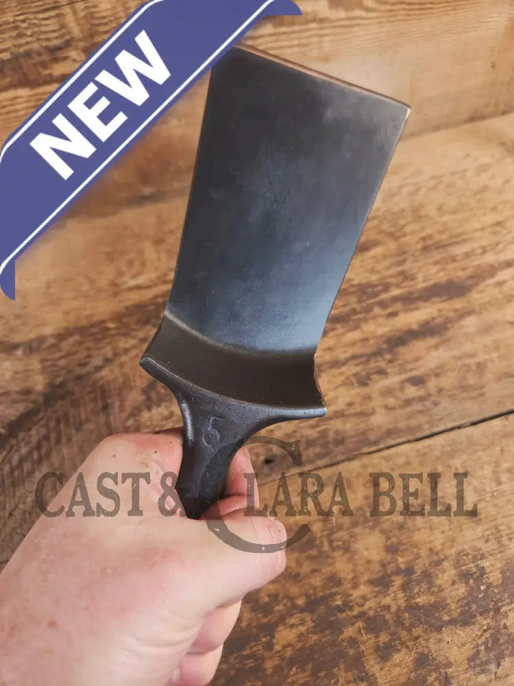 Custom made Wagner Cast Iron Skillet Spatula. Reclaimed #5 unmarked Wagner cast iron skillet. Great gift! SC24 - Spatula