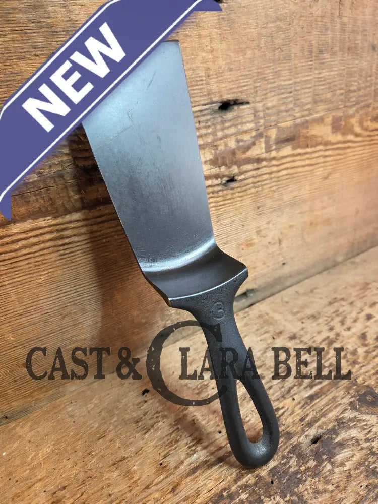 Custom made Wagner Ware Cast Iron Skillet Spatula. Reclaimed 1920’s Era #1053 WagnerWare cast iron egg skillet. Great