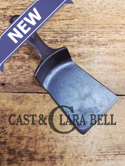 Custom made Wagner Ware Cast Iron Skillet Spatula. Reclaimed 1920’s Era #1053 WagnerWare cast iron egg skillet. Great