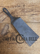 Custom made Wagner Ware Cast Iron Skillet Spatula. Reclaimed 1920’s Era #1058 I. WagnerWare cast iron skillet. Great