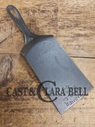 Custom made Wagner Ware Cast Iron Skillet Spatula. Reclaimed 1920’s Era #1058 T WagnerWare cast iron skillet. Great