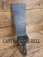 Custom made Wagner Ware Cast Iron Skillet Spatula. Reclaimed 1920’s Era #1060 A WagnerWare cast iron skillet. Great