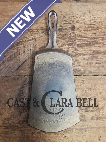 Custom made Wagner Ware Cast Iron Skillet Spatula. Reclaimed 1920’s Era #8 1058 WagnerWare cast iron skillet. Great