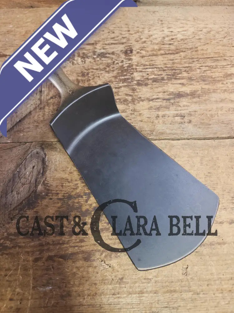 Custom made Wagner Ware Cast Iron Skillet Spatula. Reclaimed 1920’s Era #8 1058 WagnerWare cast iron skillet. Great