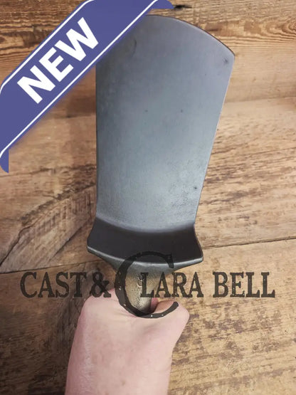 Custom made Wagner Ware Cast Iron Skillet Spatula. Reclaimed 1920’s Era #8 1058 WagnerWare cast iron skillet. Great