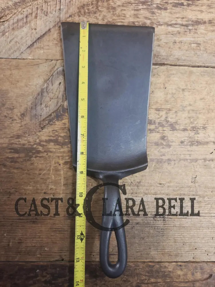 Custom one of a kind Repurposed Spatula. Made from 1940’s Era Wagner Ware Sidney #9 round handled griddle! Awesome for