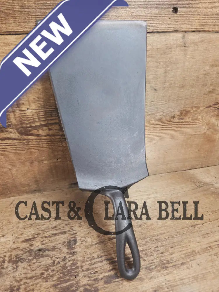 Custom one of a kind Repurposed Spatula. Made from 1940’s Era Wagner Ware Sidney #9 round handled griddle! Awesome for