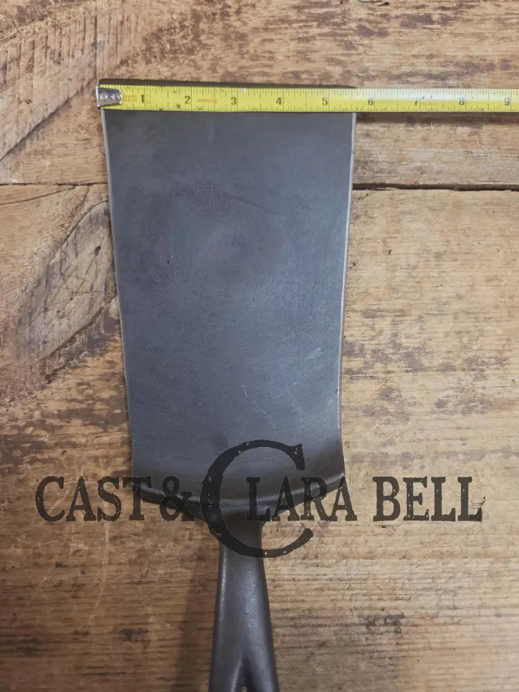 Custom one of a kind Repurposed Spatula. Made from 1940’s Era Wagner Ware Sidney #9 round handled griddle! Awesome for