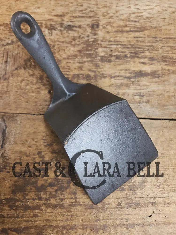 Custom Repurposed Burger Spatula. Made from an early Era Wagner Ware Sidney #8 DEEP Chicken Fryer. Awesome for the home