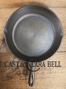 Customer favorite Big Skillet. Beautiful 1930’s Lodge #10 Cast Iron Skillet with 3 Notch Heat Ring. Raised Blob! SC24