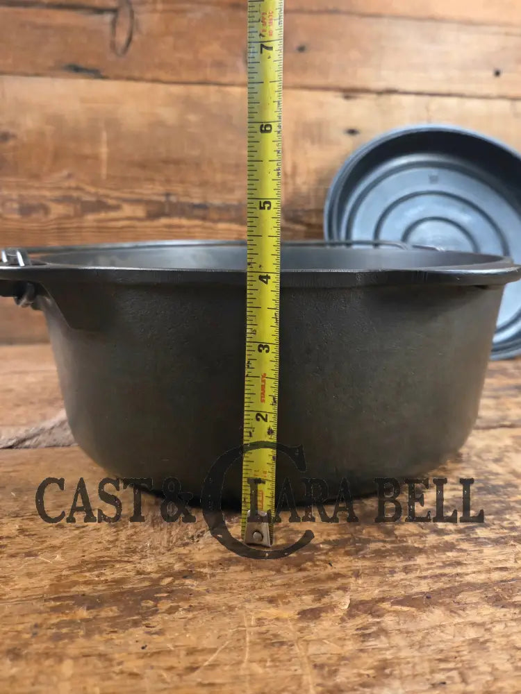 Daily workhorse! 1940’s Griswold #8 Tite-Top Dutch Oven Large Block Logo 1278 C and EZ Clean Lid Dutch Ovens Trivets &