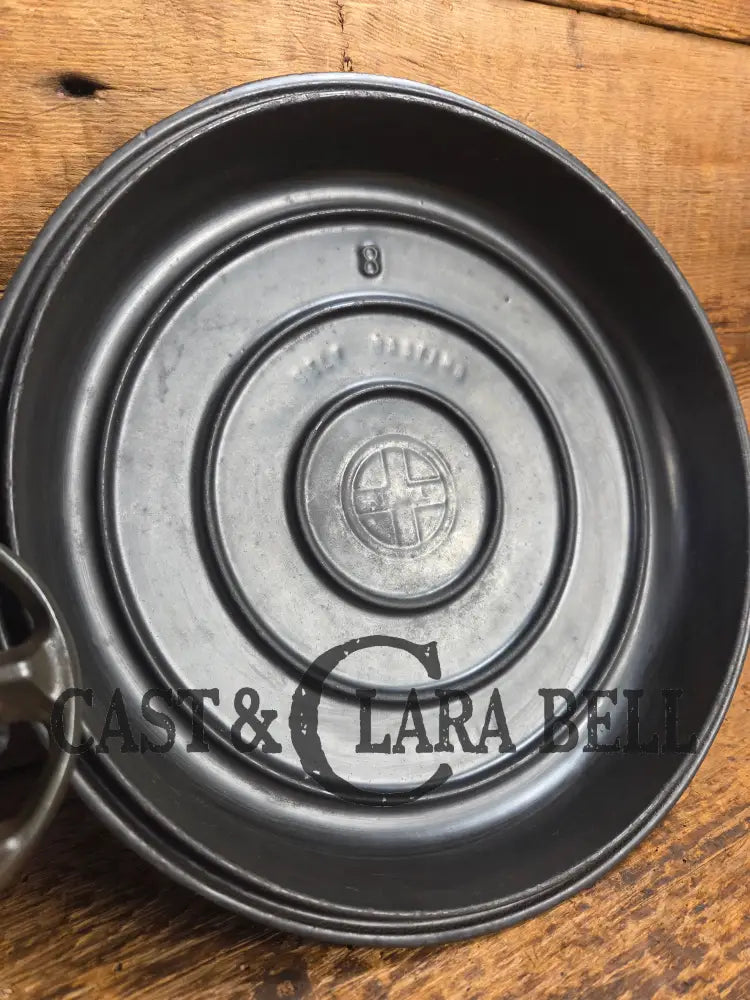 Daily workhorse! 1940’s Griswold #8 Tite-Top Dutch Oven Large Block Logo 1278 C and EZ Clean Lid Dutch Ovens Trivets &