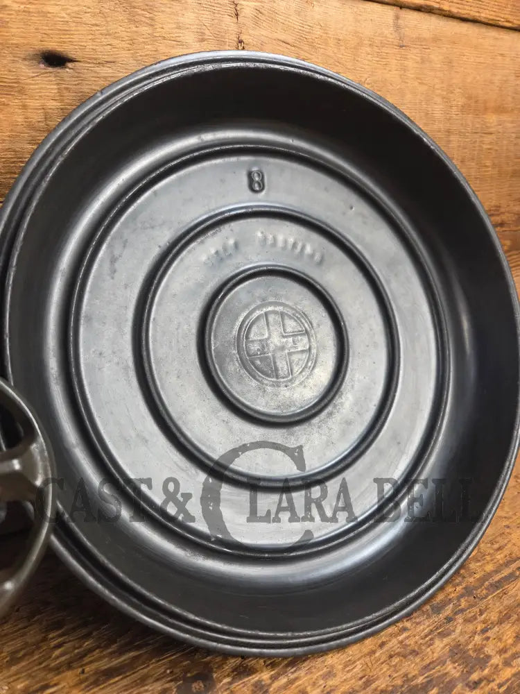Daily workhorse! 1940’s Griswold #8 Tite-Top Dutch Oven Large Block Logo 1278 C and EZ Clean Lid Dutch Ovens Trivets &