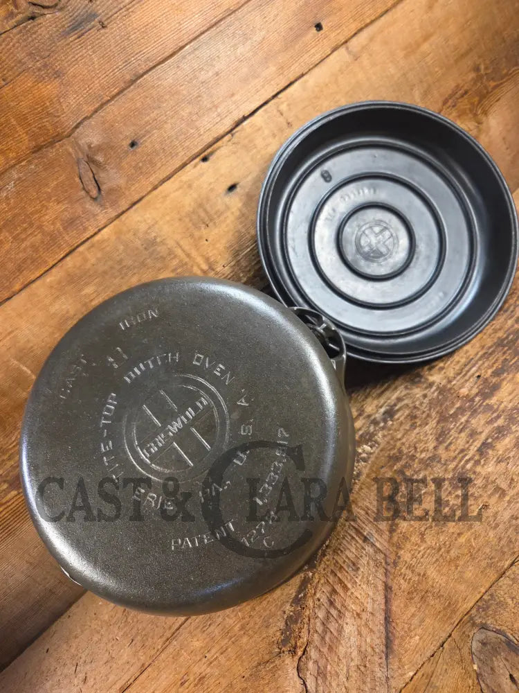 Daily workhorse! 1940’s Griswold #8 Tite-Top Dutch Oven Large Block Logo 1278 C and EZ Clean Lid Dutch Ovens Trivets &