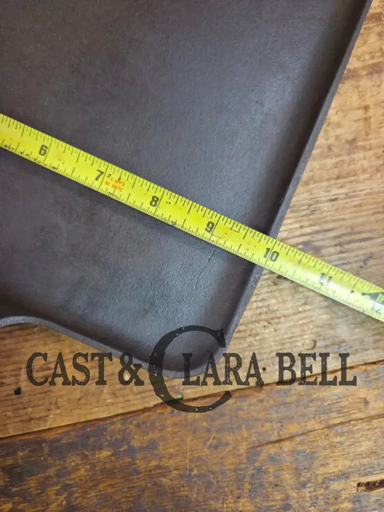 Don’t Miss This if you LOVE Griswold cast iron. Best Seller Griswold ’Cookie Sheet’ Grill Pan. P/n 1108 Griddle