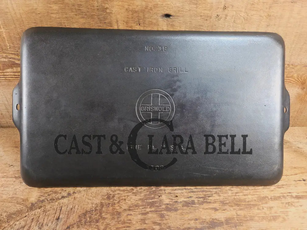 Don’t Miss This if you LOVE Griswold cast iron. THE hard to find Griswold ’Cookie Sheet’ Grill Pan. P/n 1103 MINT