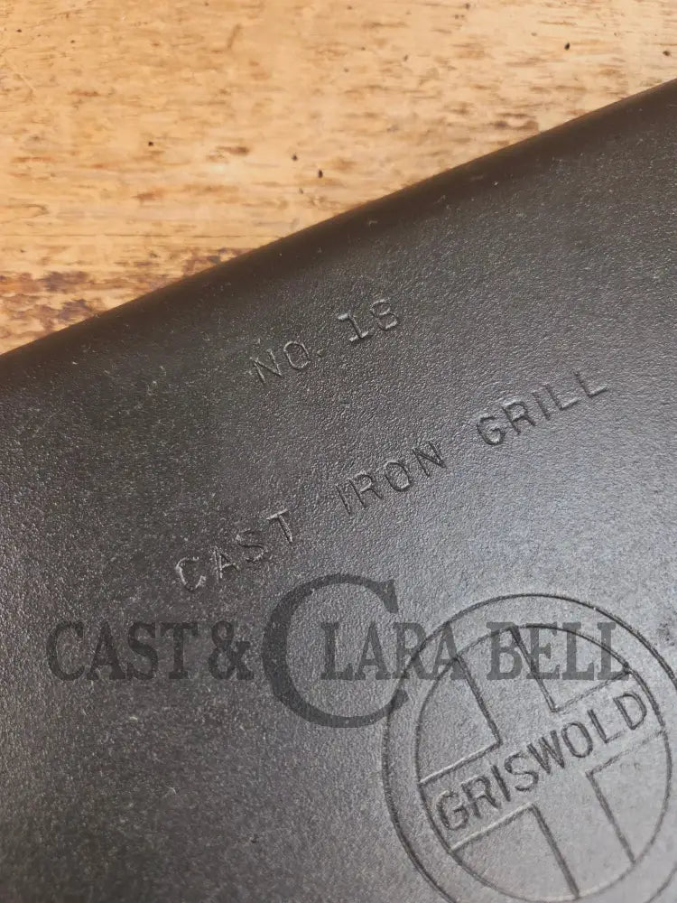 Don’t Miss This if you LOVE Griswold cast iron. THE hard to find Griswold ’Cookie Sheet’ Grill Pan. P/n 1108 Griddle