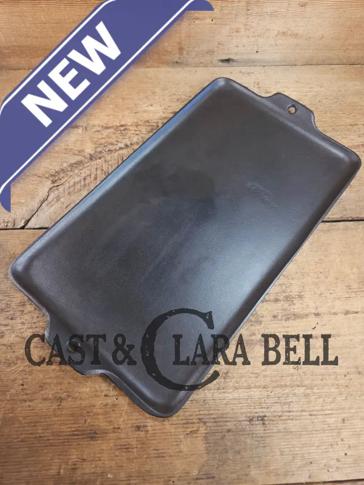 Don’t Miss This if you LOVE Griswold cast iron. THE hard to find Griswold ’Cookie Sheet’ Grill Pan. P/n 1108 Griddle