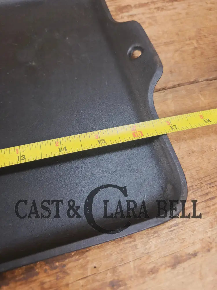 Don’t Miss This if you LOVE Griswold cast iron. THE hard to find Griswold ’Cookie Sheet’ Grill Pan. P/n 1108 Griddle