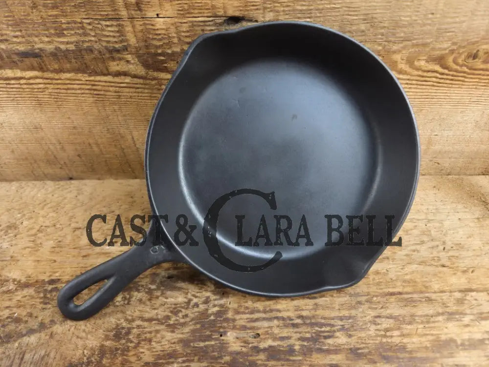 Dont miss this one! Lovely early 1900’s Martin Stove and Range #5 cast iron skillet. Great southern masterpiece! (Copy)