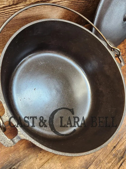 Early 1900’S Griswold #8 Cast Iron Dutch Oven With Matching 833 Lid Slant Logo ’Erie’ Logo