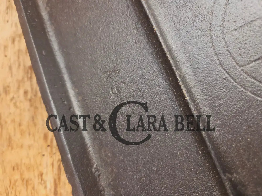 Early 1900’s hard to find Griswold Long Griddle with Slant Block Logo ERIE 745. Perfect for everyday use pancakes and