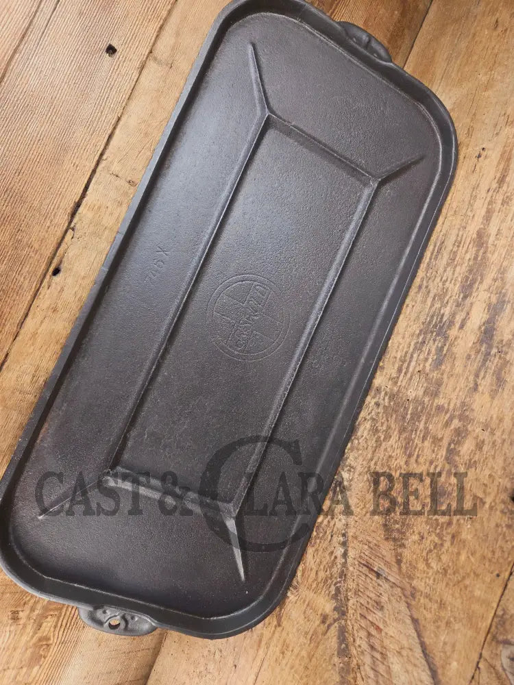 Early 1900’s hard to find Griswold Long Griddle with Slant Block Logo ERIE 745. Perfect for everyday use pancakes and