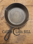 Early 1900’s Lodge #3 Cast Iron Egg Skillet with Single Notch. Perfect snack skillet or eggs for one! Beautiful SC24