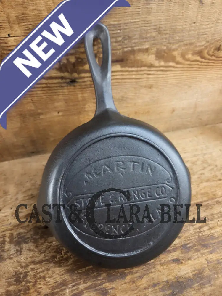 Early 1900’s Martin Stove and Range ’Monday Morning’ cast iron skillet. Fully restored and ready to use! Skillet
