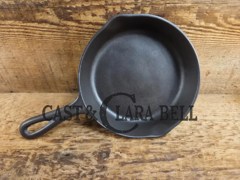 Early 1900’s Martin Stove and Range ’Monday Morning’ cast iron skillet. Fully restored and ready to use! Skillet