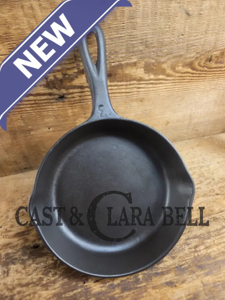 Early 1900’s Martin Stove and Range ’Monday Morning’ cast iron skillet. Fully restored and ready to use! Skillet