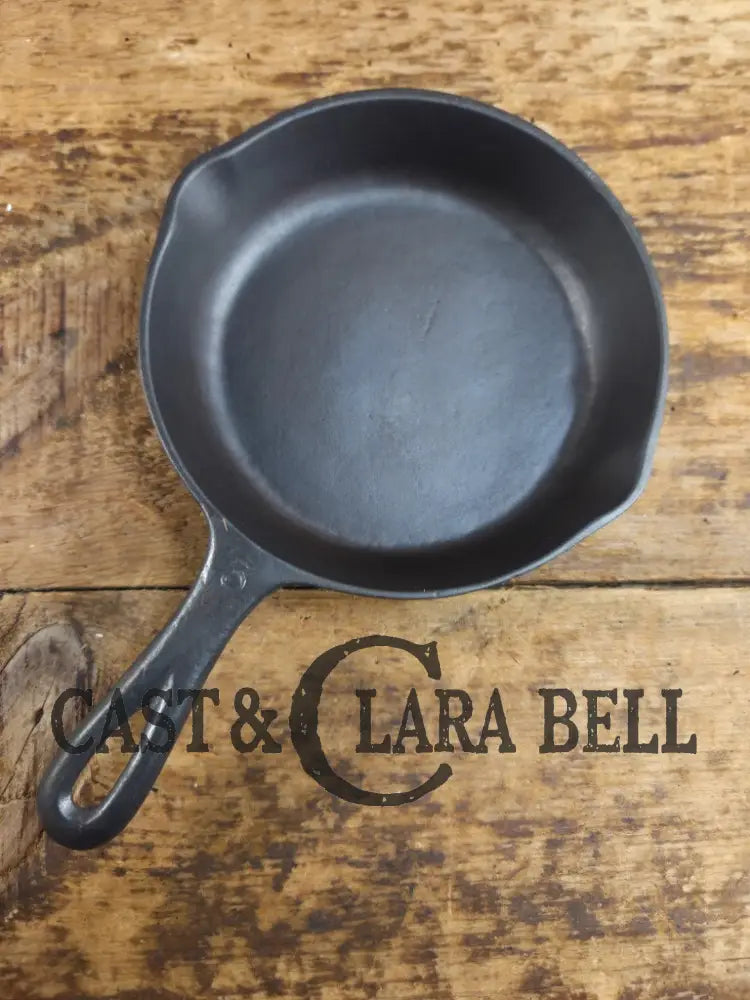 Early 1900’s Martin Stove and Range ’Monday Morning’ cast iron skillet. Fully restored and ready to use! (Copy) Skillet