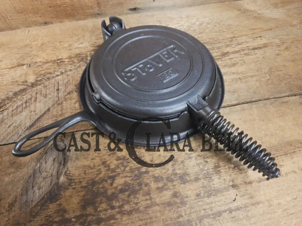 Early 1900’s Stover No. 8 Waffle Iron with Low Base. Gorgeous design and balanced well. Ready to make crispy waffles!