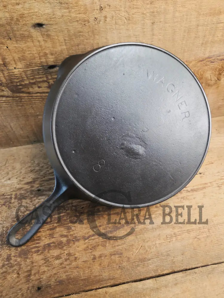 Early 1900’s Wagner made large ’Arc Logo’ #8 Cast Iron Skillet. Daily workhorse awesome for everyday cooking Skillet