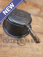 EARLY 1900’s Wagner MFG Co 1892 No. 8 Waffle Iron with Rare Tall Base! Original oak handles! - Waffle Iron
