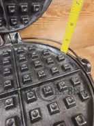 EARLY 1900’s Wagner MFG Co 1892 No. 8 Waffle Iron with Rare Tall Base! Original oak handles! - Waffle Iron