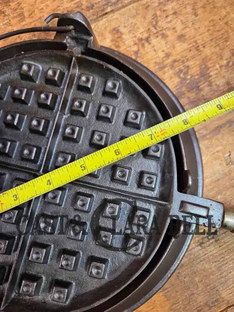EARLY 1900’s Wagner MFG Co Patent 1899 No. 8 (8&9) Waffle Iron with Short Base! Just Gorgeous! Waffle Iron
