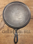 Early 1930’s Era Lodge #9 Round Griddle. Harder to find piece raised 9 on handle. Pancakes and Grilled Cheese! Griddle
